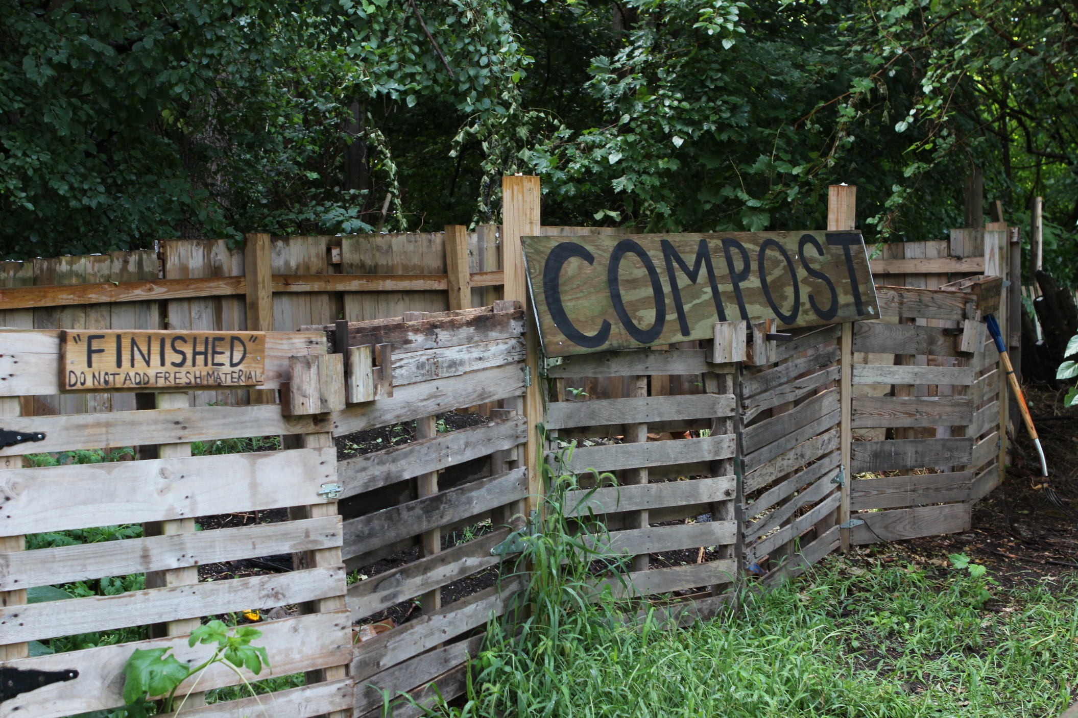 Kompost selbst bauen Bild: @jenni.heller via Twenty20