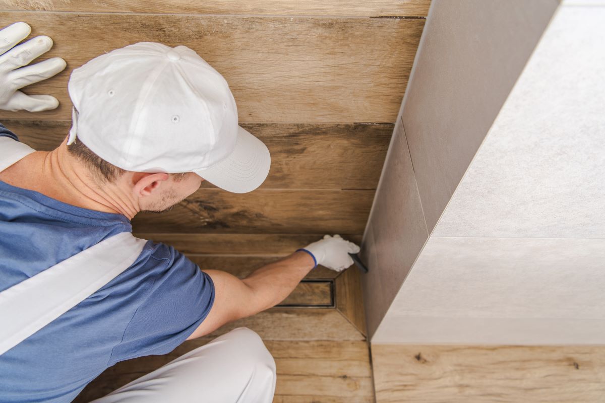 Die professionelle Abdichtung kann beim Hausbau und der Gestaltung wichtig sein - beauftrage seriöse Unternehmen